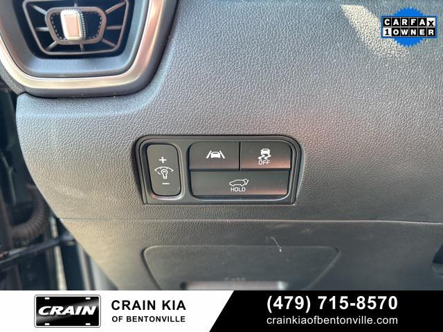 used 2023 Kia Sorento Hybrid car, priced at $32,900