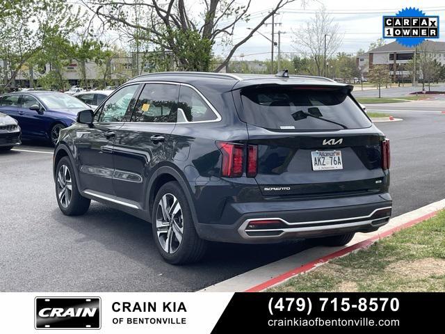 used 2023 Kia Sorento Hybrid car, priced at $33,000