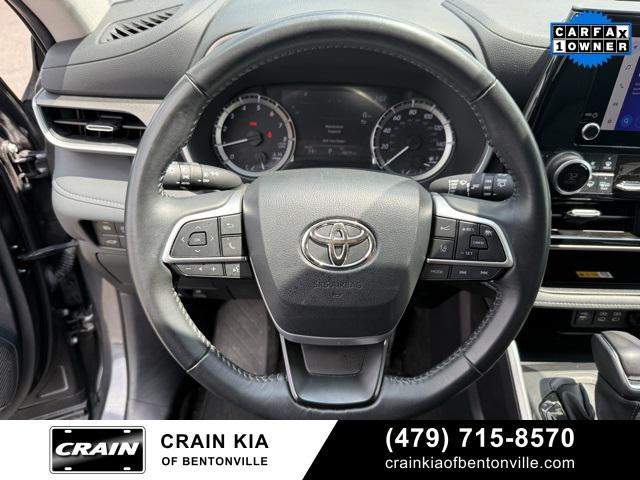 used 2024 Toyota Highlander car, priced at $39,700