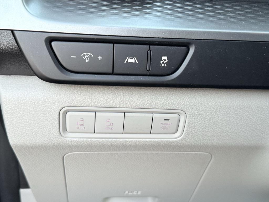 used 2024 Kia Carnival car, priced at $32,500