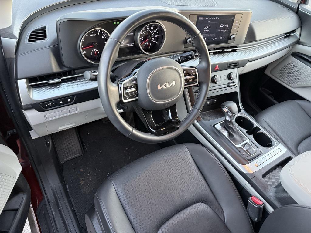 used 2024 Kia Carnival car, priced at $32,500