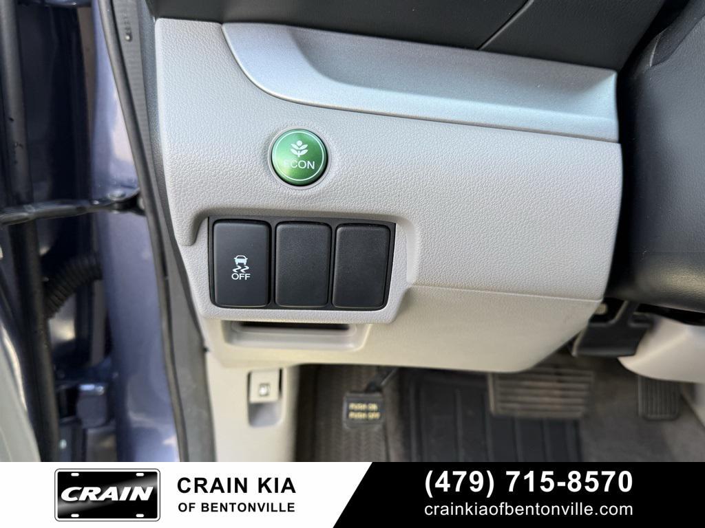 used 2013 Honda CR-V car, priced at $13,400
