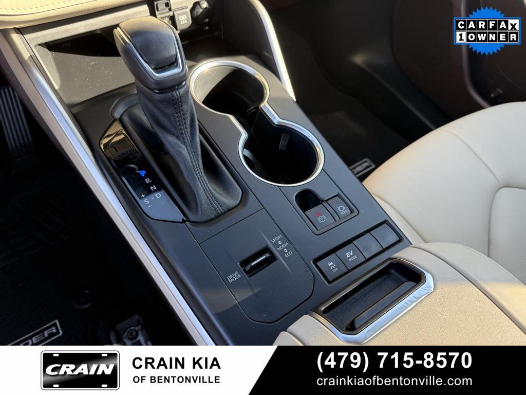 used 2021 Toyota Highlander Hybrid car, priced at $37,200