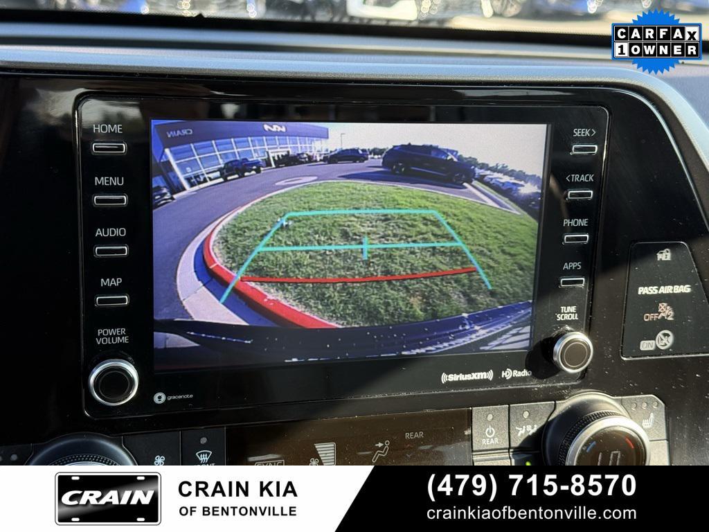 used 2021 Toyota Highlander Hybrid car, priced at $37,200