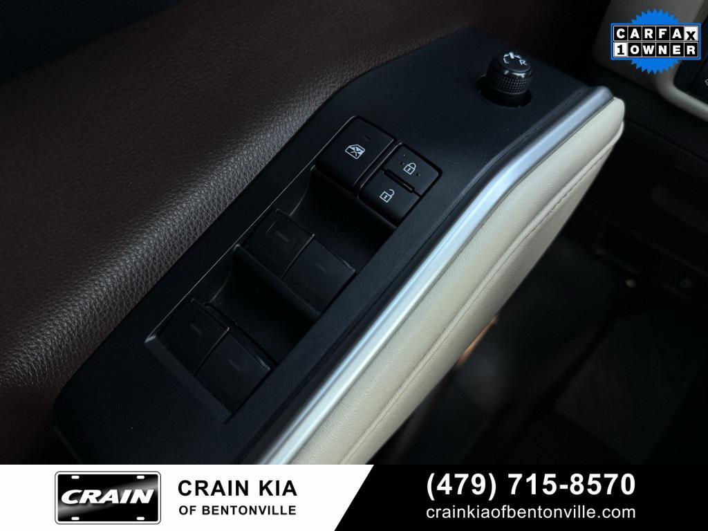 used 2021 Toyota Highlander Hybrid car, priced at $37,200