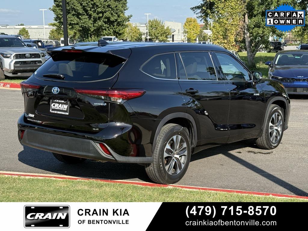 used 2021 Toyota Highlander Hybrid car, priced at $37,200