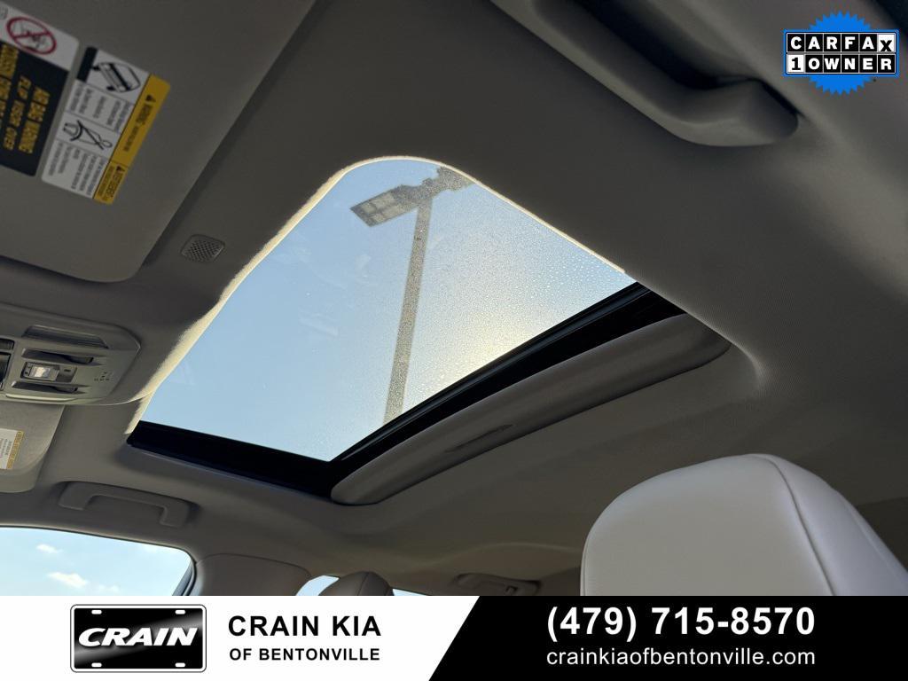 used 2021 Toyota Highlander Hybrid car, priced at $37,200