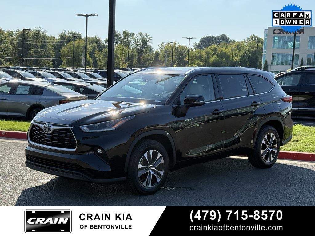 used 2021 Toyota Highlander Hybrid car, priced at $37,200