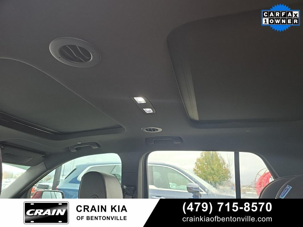 used 2023 Chevrolet Traverse car, priced at $36,200