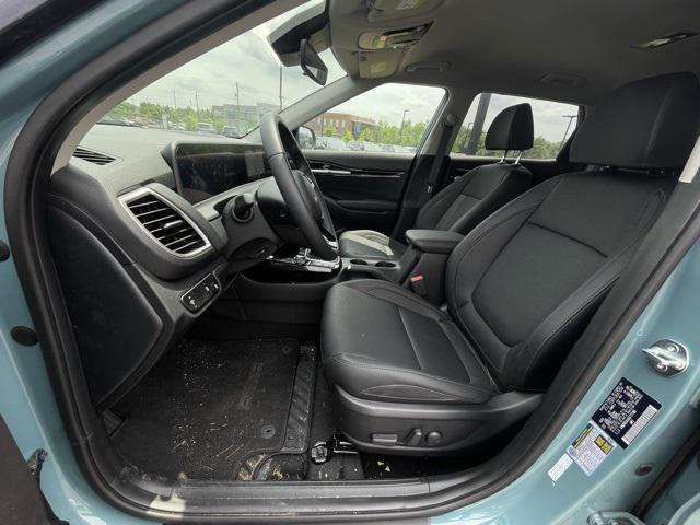used 2025 Kia Seltos car, priced at $28,500