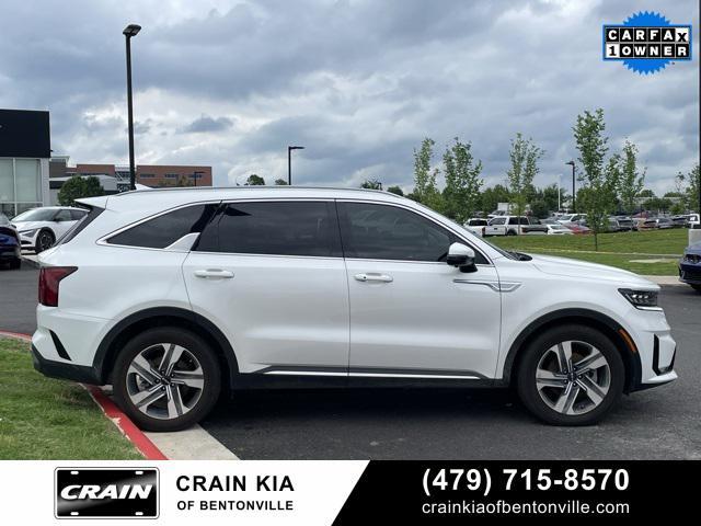 used 2024 Kia Sorento Hybrid car, priced at $36,900
