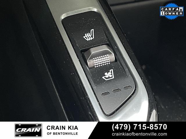 used 2024 Kia Sorento Hybrid car, priced at $36,900