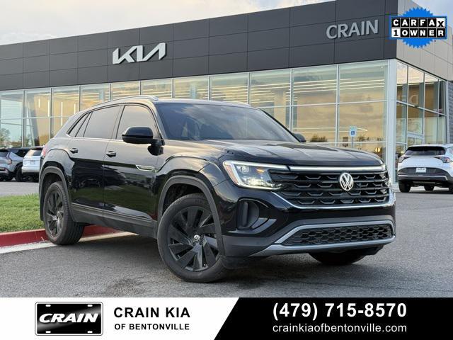 used 2025 Volkswagen Atlas Cross Sport car, priced at $39,999