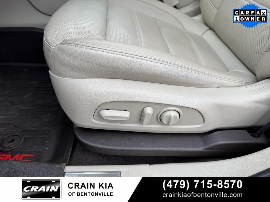 used 2019 GMC Acadia car, priced at $21,900