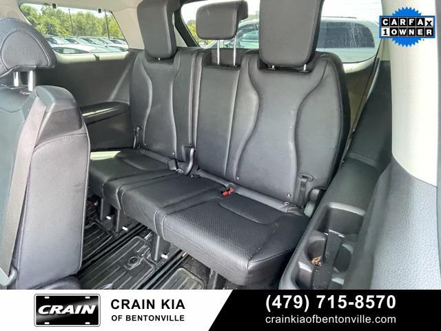 used 2025 Kia Carnival Hybrid car, priced at $52,000