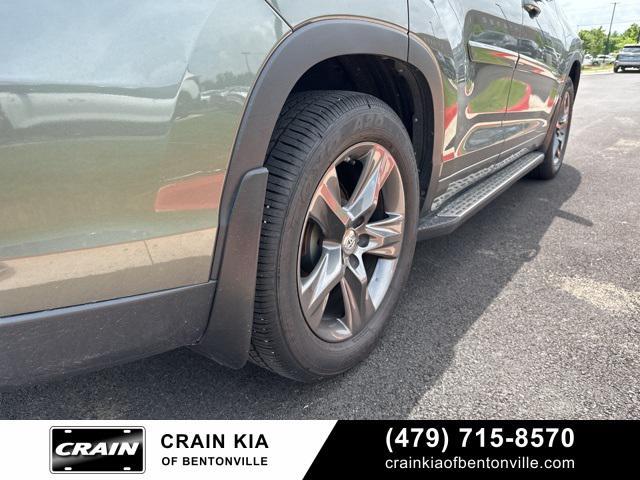 used 2014 Toyota Highlander car, priced at $23,000