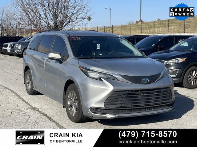 used 2021 Toyota Sienna car, priced at $26,500