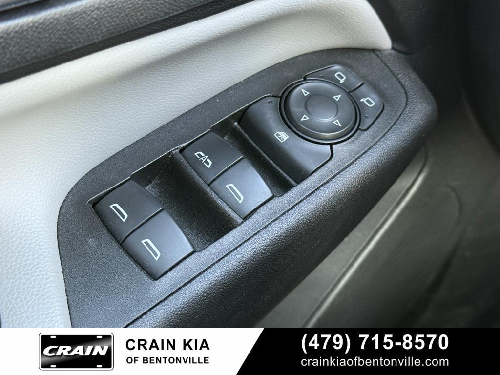 used 2022 Chevrolet Equinox car, priced at $18,150