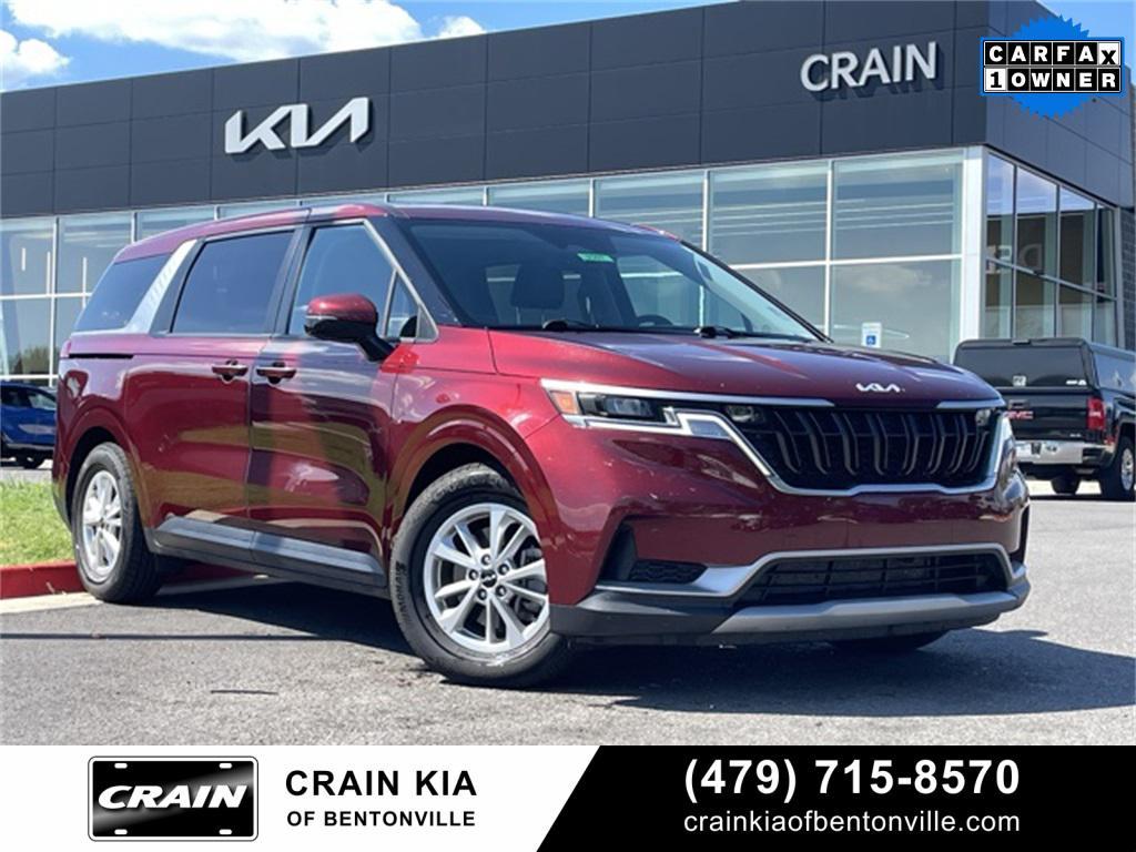 used 2024 Kia Carnival car, priced at $29,400