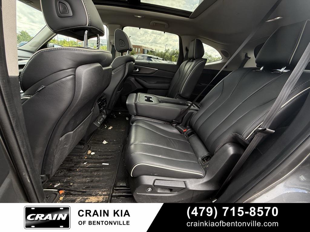 used 2022 Acura MDX car, priced at $42,700
