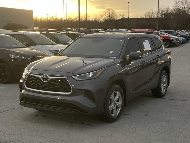 used 2023 Toyota Highlander car, priced at $34,900