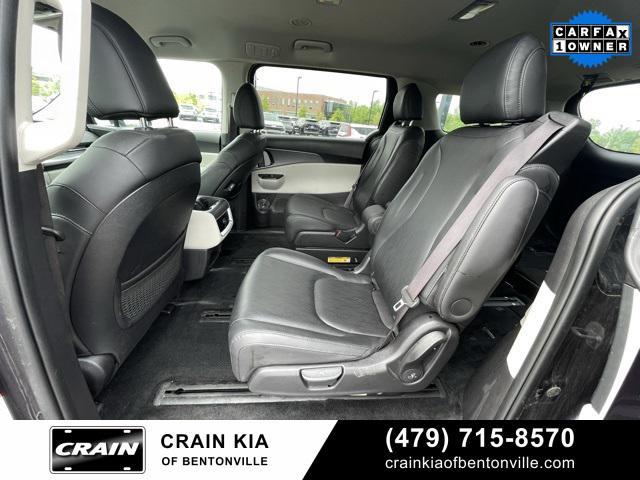 used 2024 Kia Carnival car, priced at $33,900