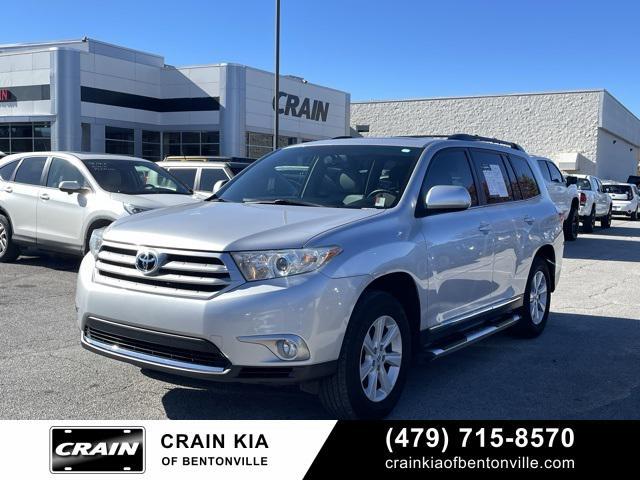 used 2012 Toyota Highlander car, priced at $15,900