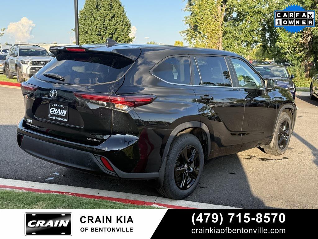used 2024 Toyota Highlander car, priced at $34,990