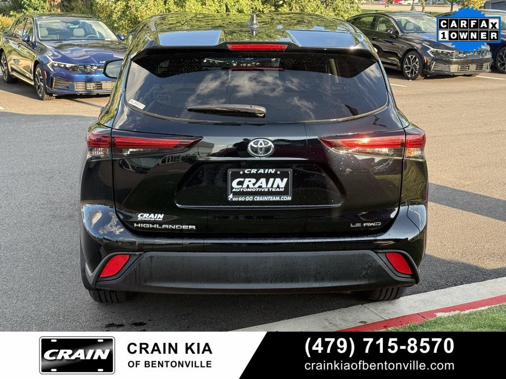 used 2024 Toyota Highlander car, priced at $34,990