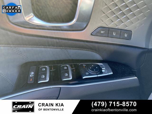 used 2025 Kia Sorento Hybrid car, priced at $43,800