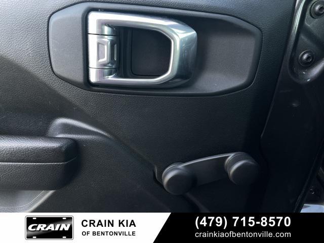 used 2023 Jeep Gladiator car, priced at $31,200