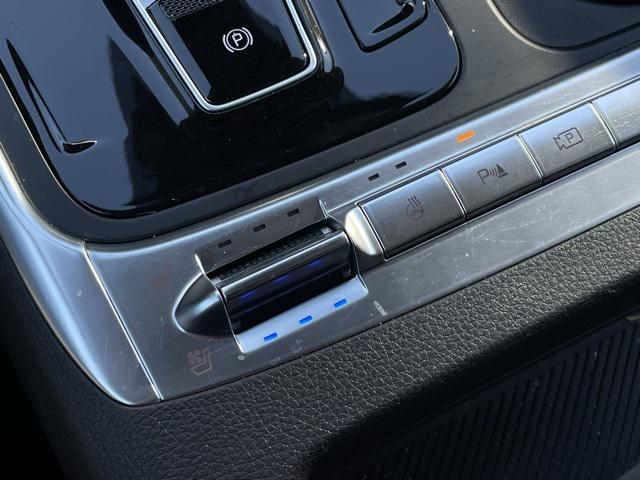 used 2025 Kia Carnival Hybrid car, priced at $54,750