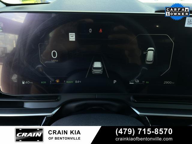 used 2025 Kia Carnival Hybrid car, priced at $52,900