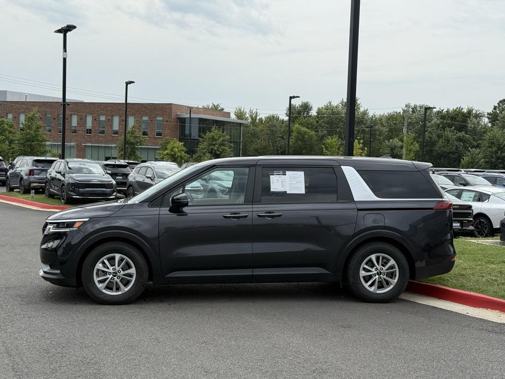 used 2024 Kia Carnival car, priced at $32,900