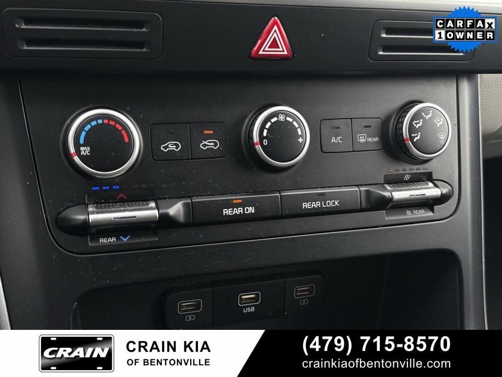 used 2024 Kia Carnival car, priced at $31,900