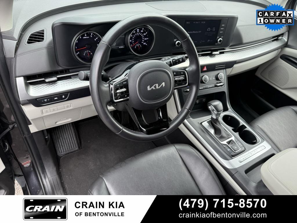 used 2024 Kia Carnival car, priced at $31,900