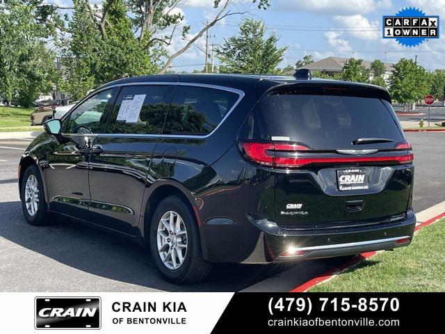 used 2024 Chrysler Pacifica car, priced at $33,700