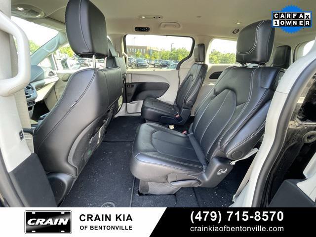 used 2024 Chrysler Pacifica car, priced at $33,700