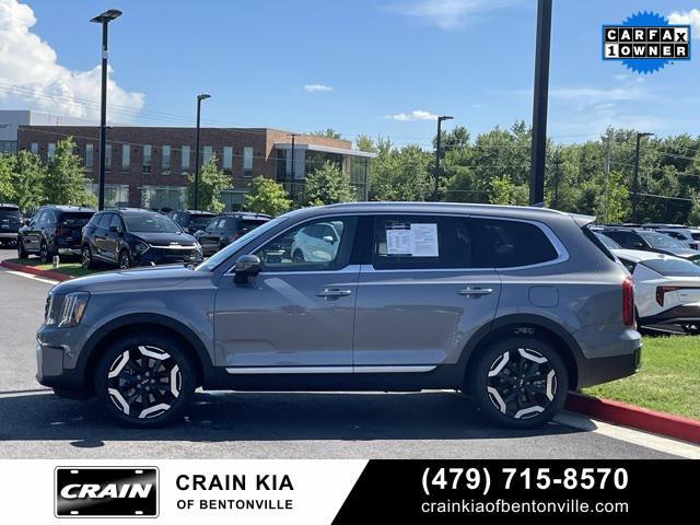 used 2025 Kia Telluride car, priced at $42,990