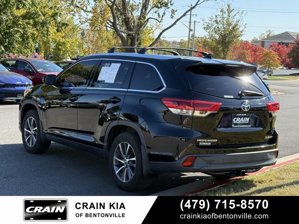 used 2019 Toyota Highlander car, priced at $22,750