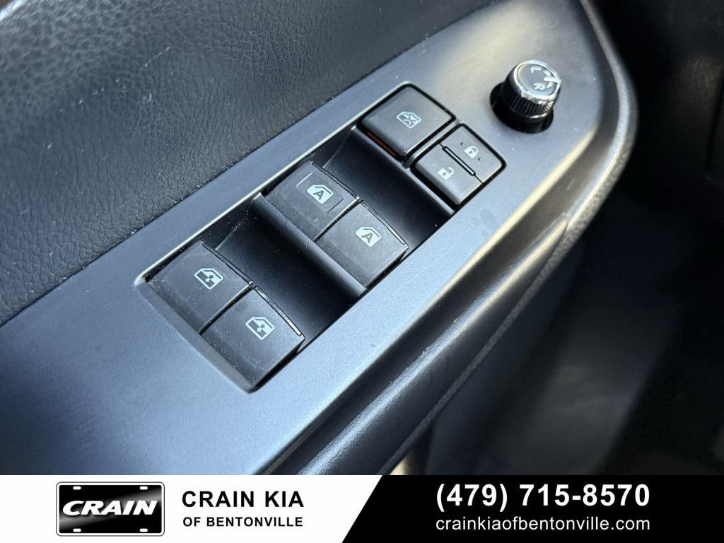 used 2019 Toyota Highlander car, priced at $22,750