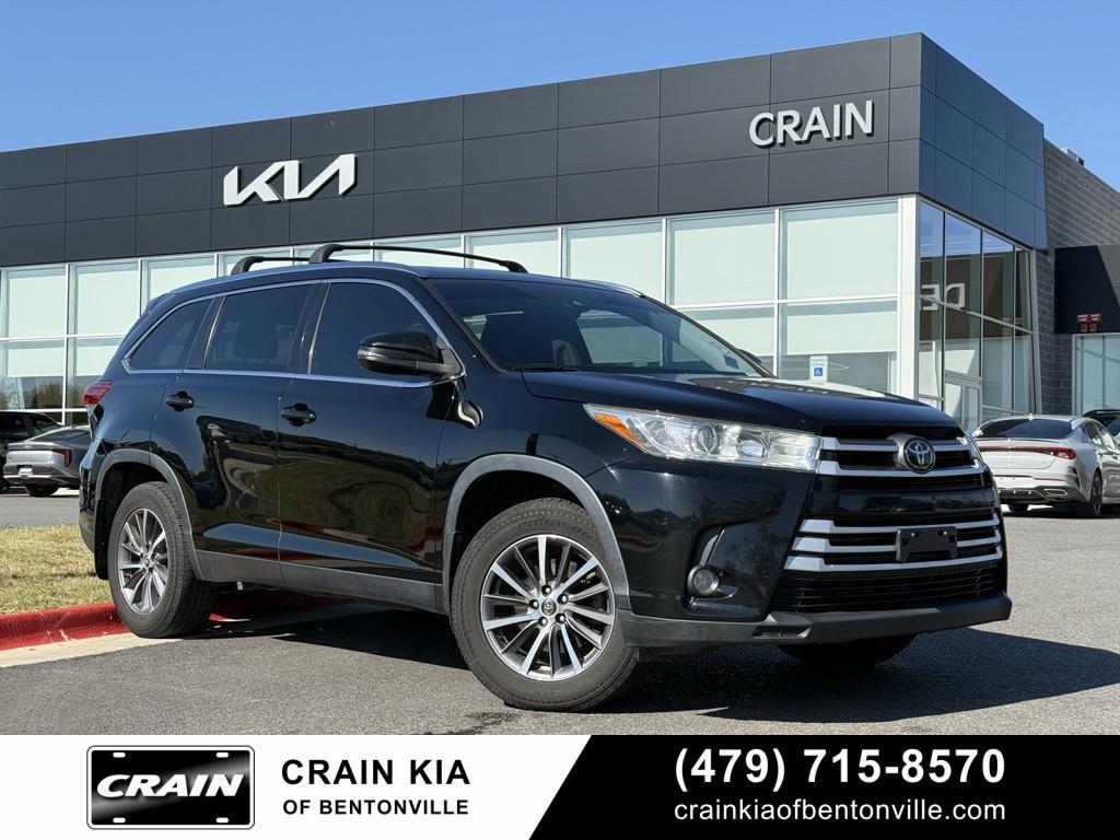used 2019 Toyota Highlander car, priced at $22,750