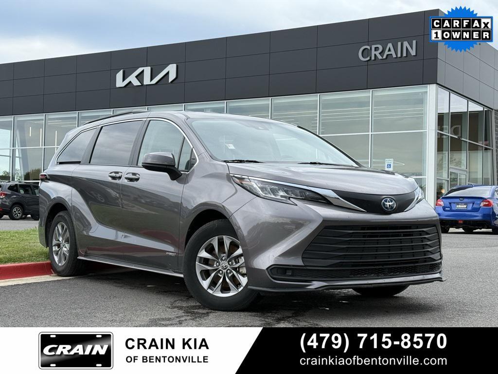 used 2021 Toyota Sienna car, priced at $38,700