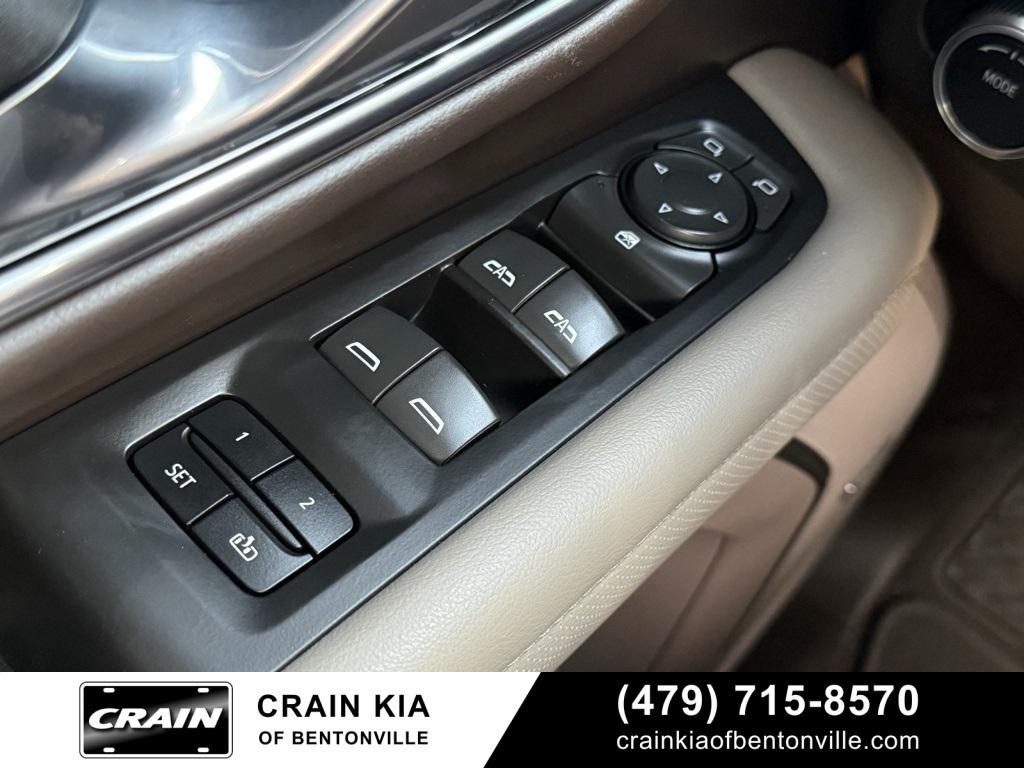 used 2023 GMC Yukon car, priced at $49,995