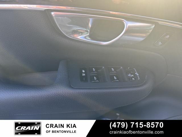 used 2017 Volvo XC90 car, priced at $22,700