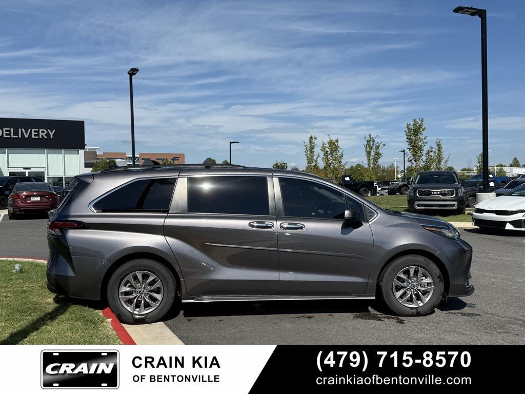 used 2022 Toyota Sienna car, priced at $34,880
