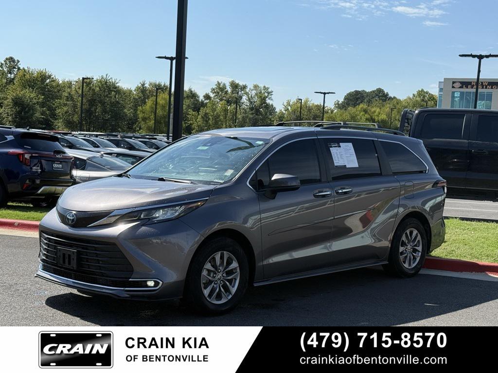 used 2022 Toyota Sienna car, priced at $34,880