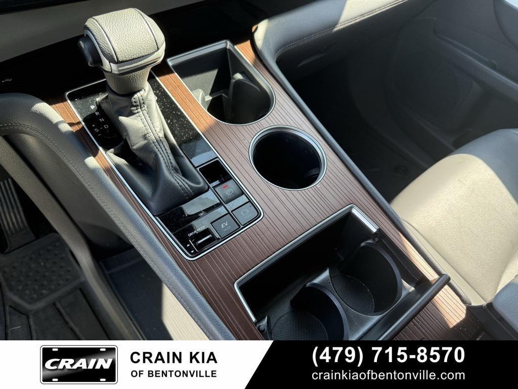 used 2022 Toyota Sienna car, priced at $34,880