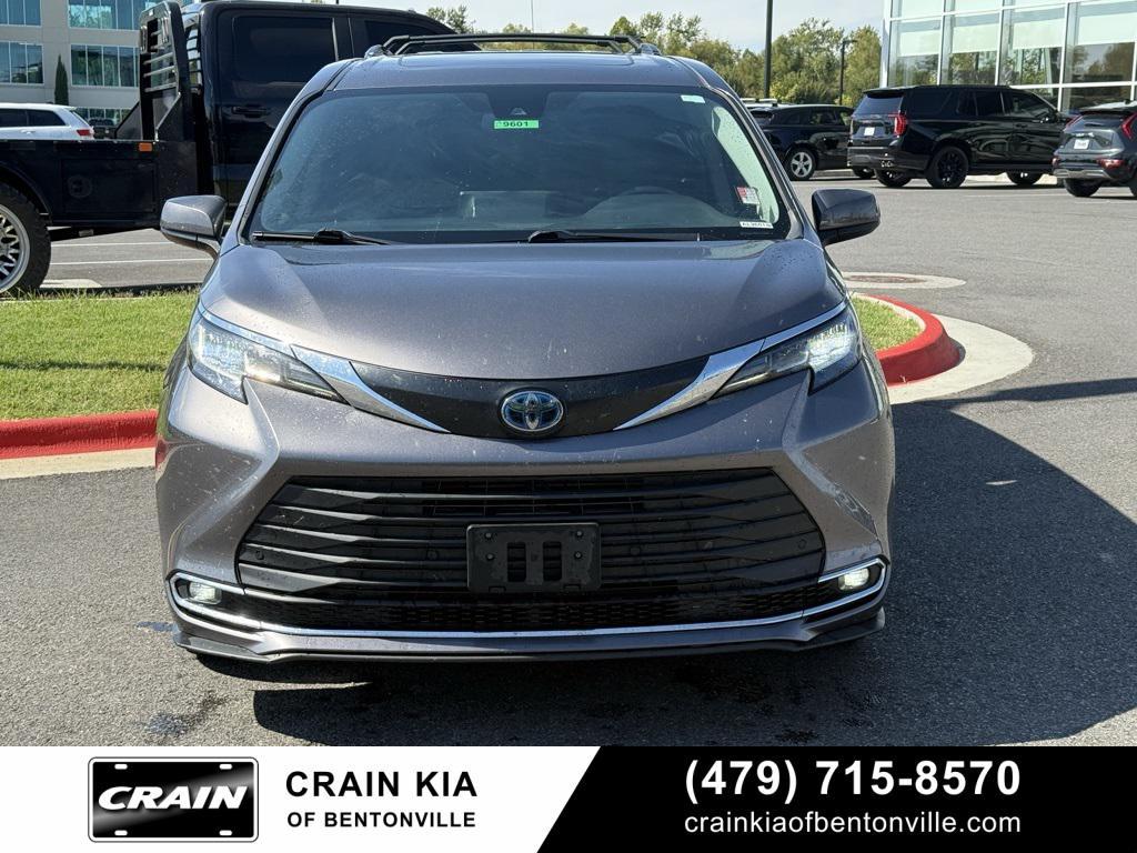 used 2022 Toyota Sienna car, priced at $34,880