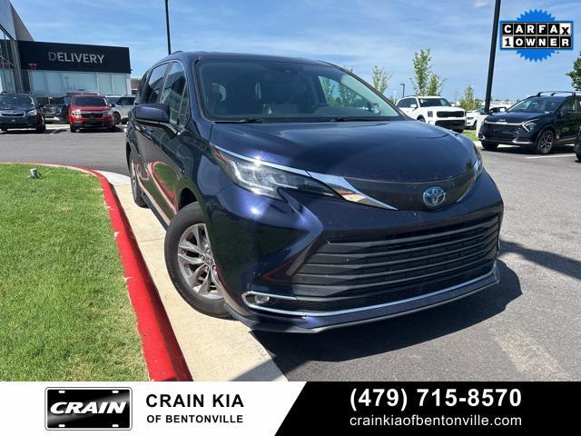 used 2022 Toyota Sienna car, priced at $36,900